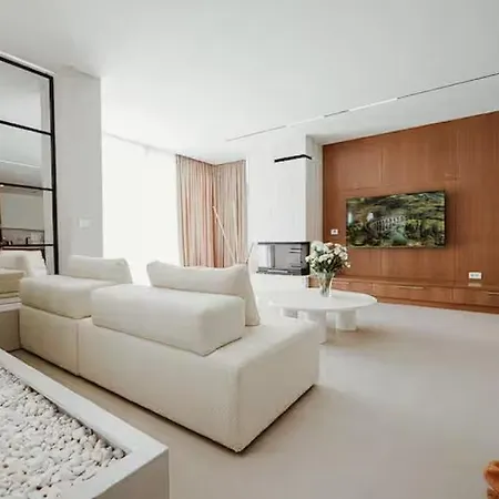 Escape To A Luxurious Private Near Durres! Pjezge